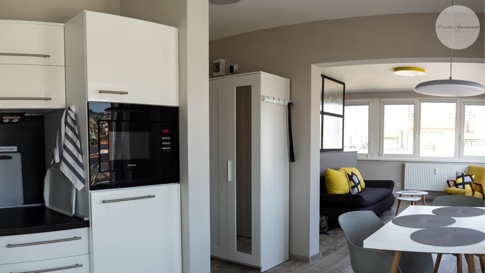 Sky Panorama Apartman Pécs Esterno foto